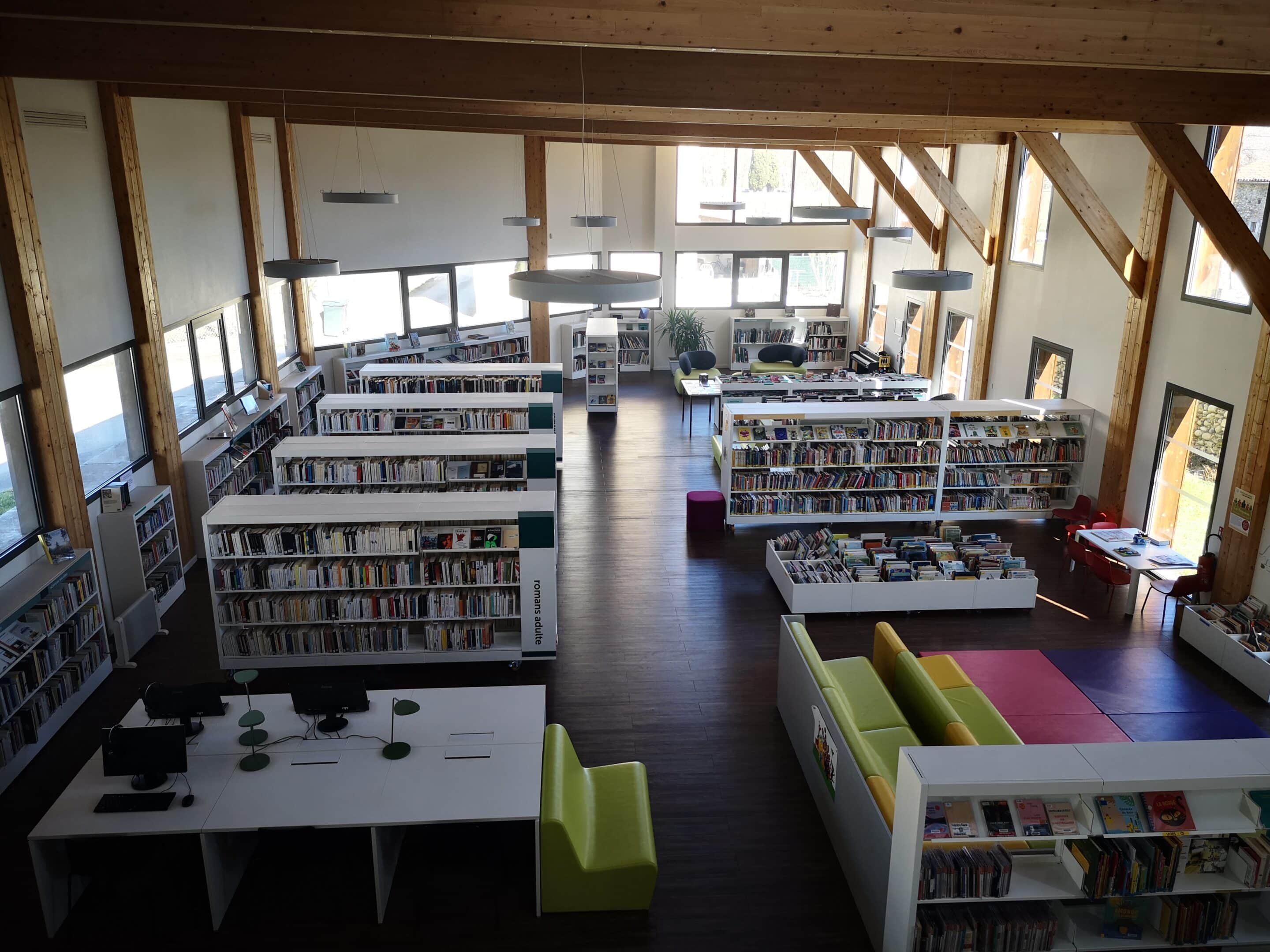 Club de lecture à la médiathèque de Lorp-Sentaraille